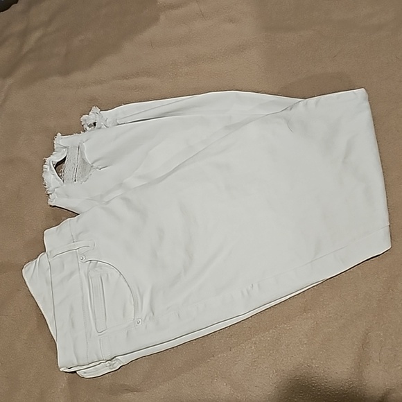 STUNNING GOOD AMERICAN WHITE DISTRESSED RAW EDGE JEANS - Picture 11 of 11